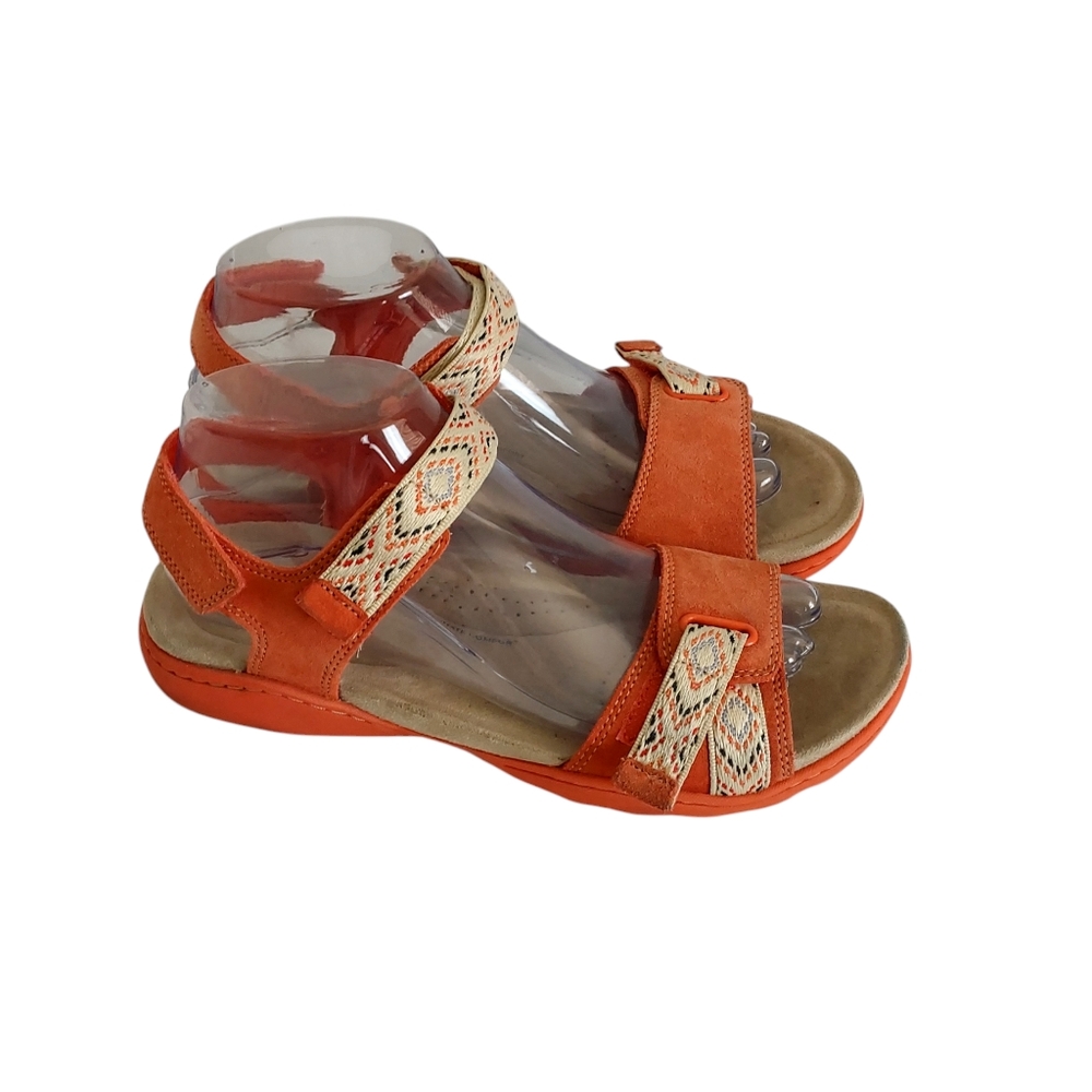 Clarks Collection Amanda Sprint Adjustable Suede Sandals